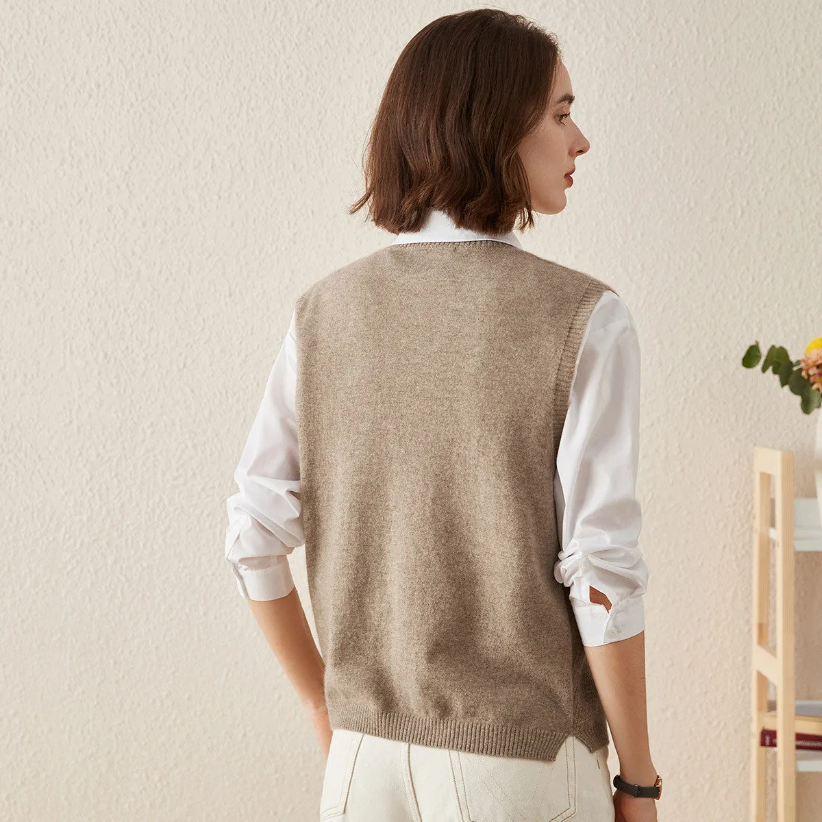 100% Cashmere Pearl-Embellished Knit Vest