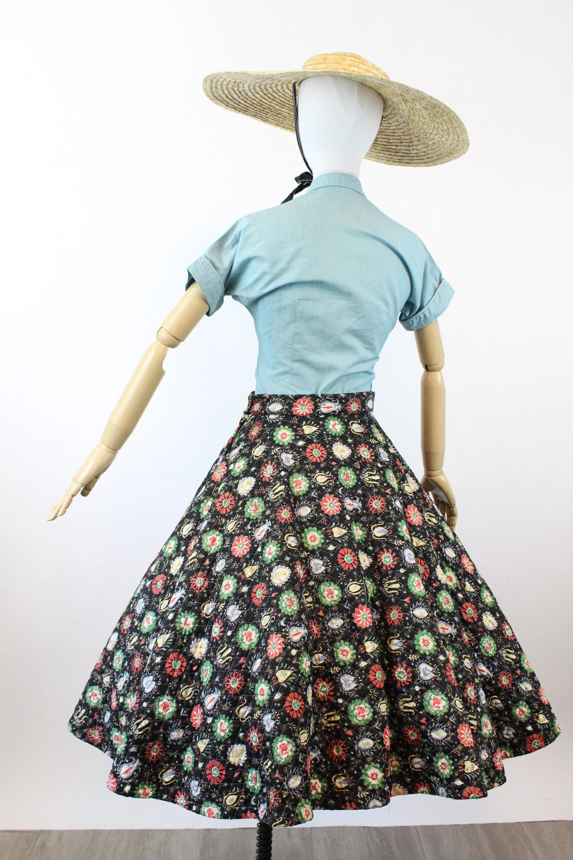 1950s NOVELTY folk print circle skirt small | new winter