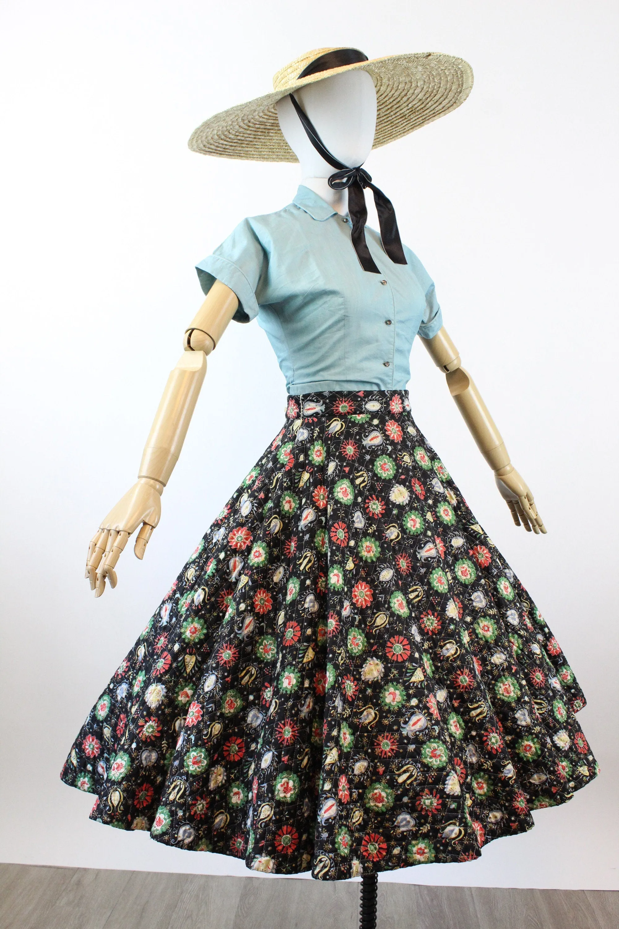 1950s NOVELTY folk print circle skirt small | new winter