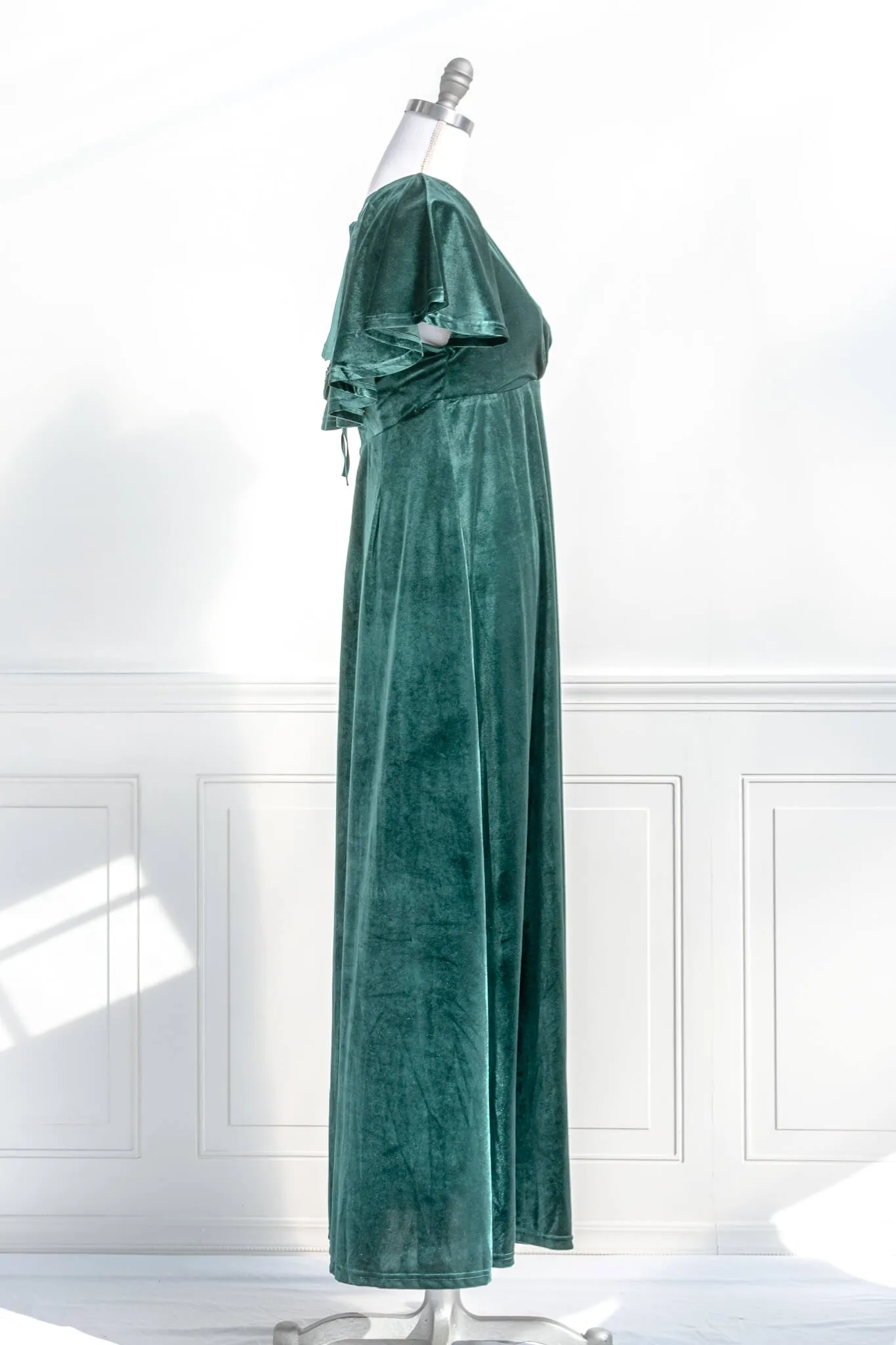 Aurora Velvet Maxi Dress - Emerald Green