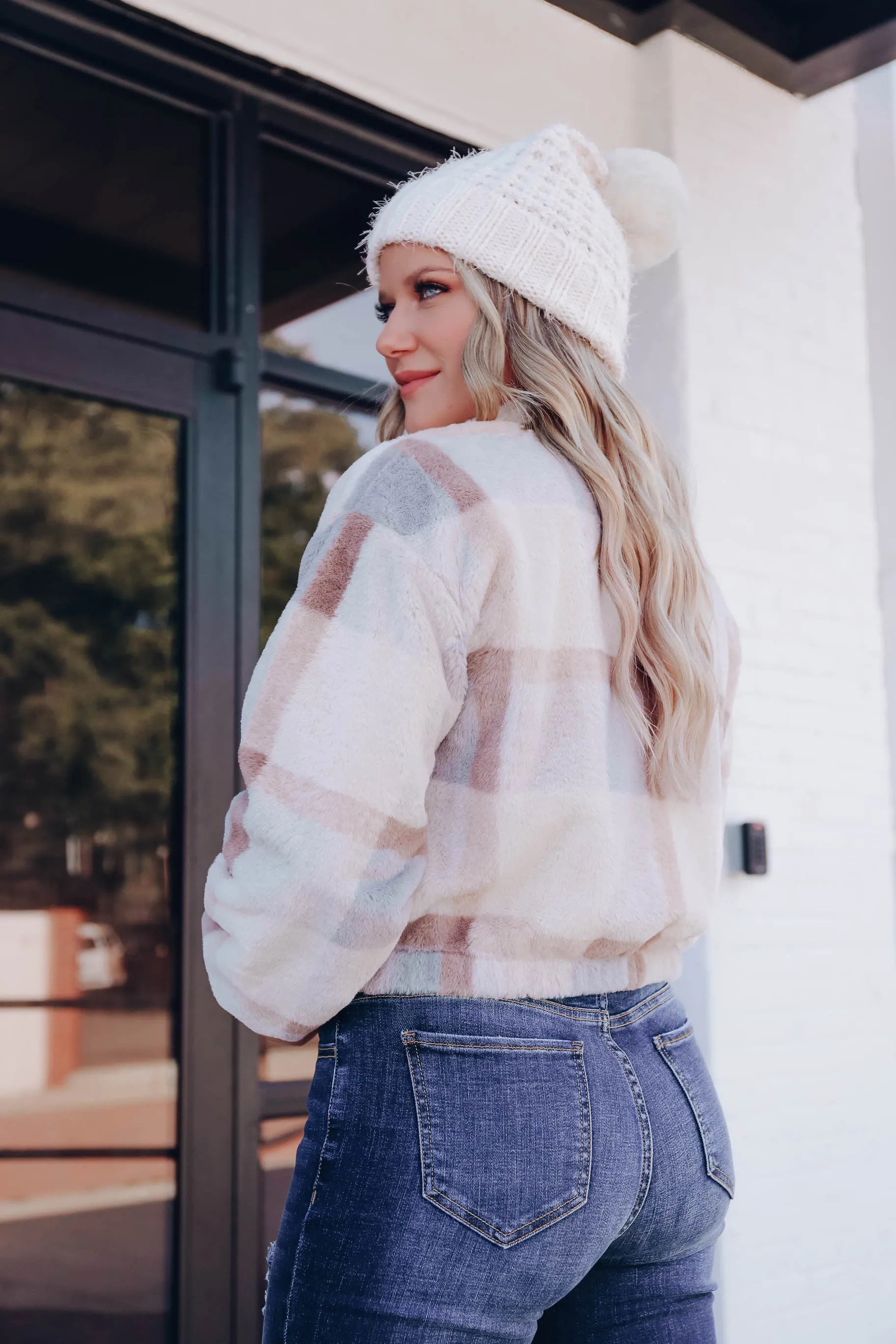 Camber Cropped Plaid Jacket- White/Taupe