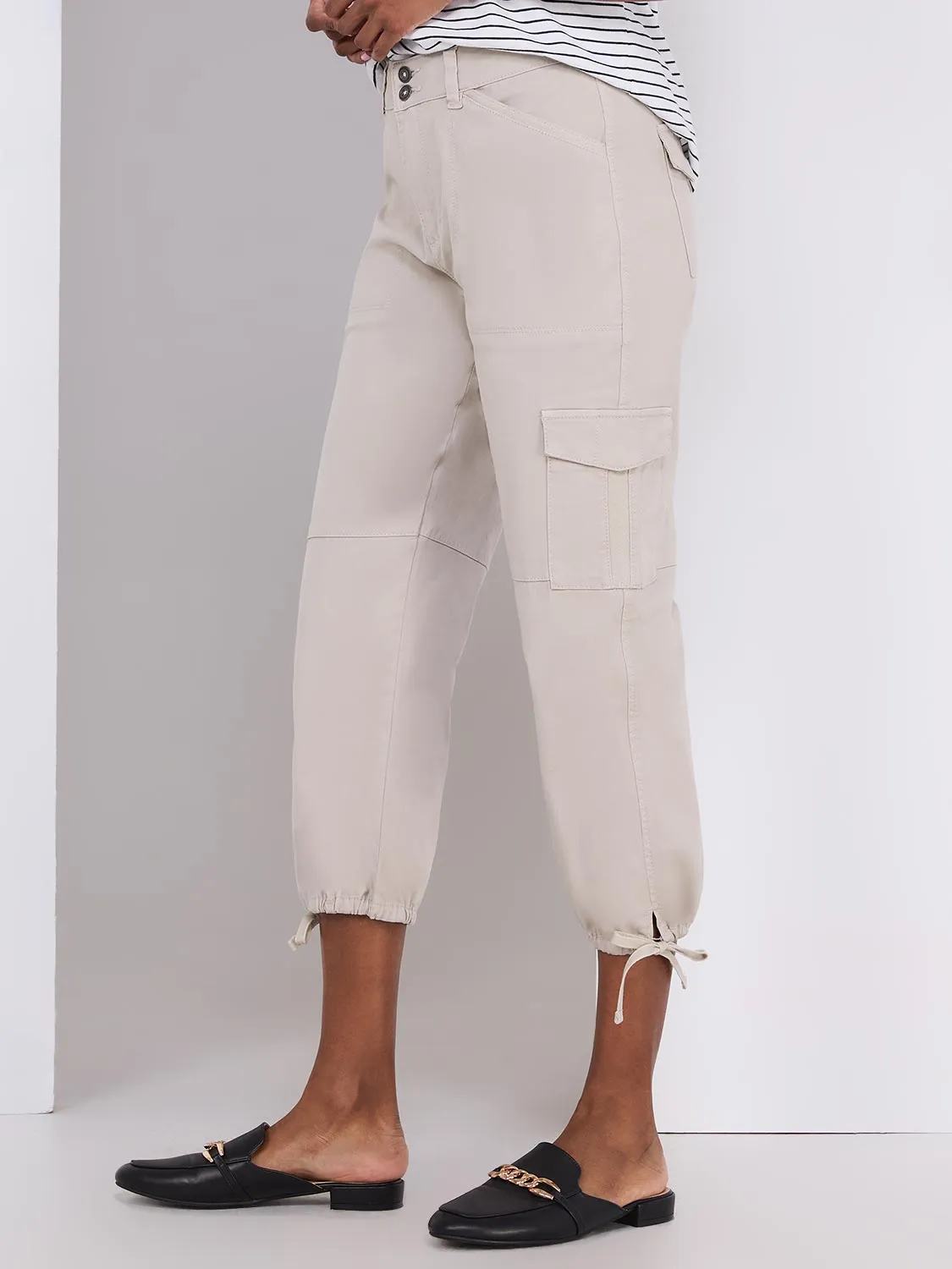 Drawstring Twill Capri Pants