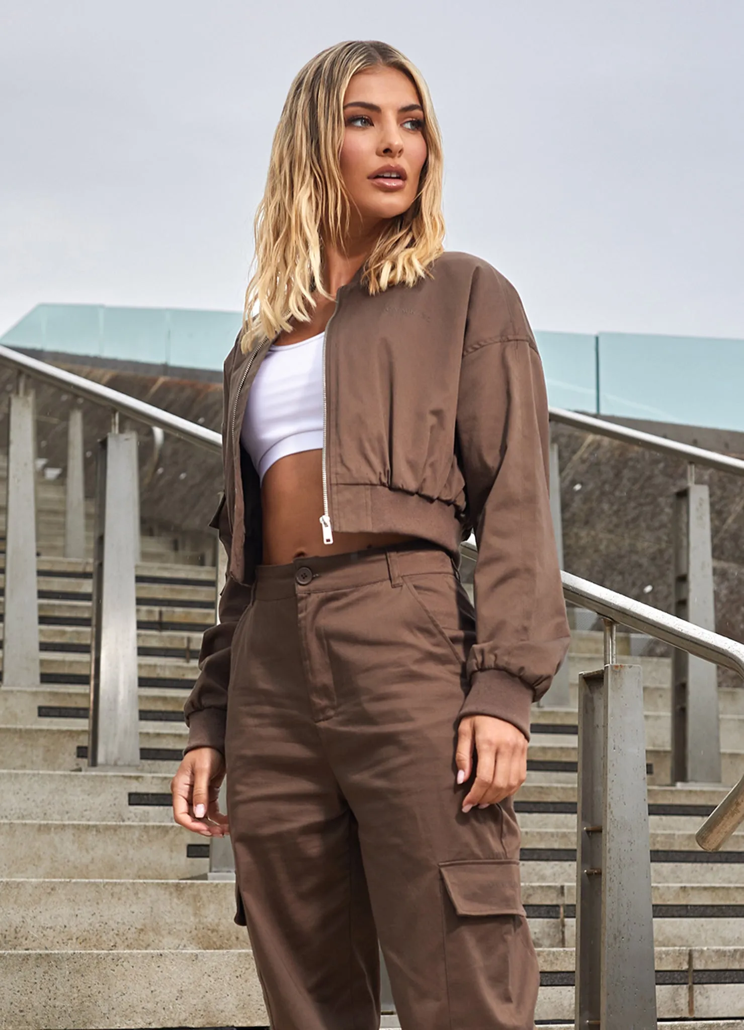 Gym King Cropped Woven Bomber - Chocolate