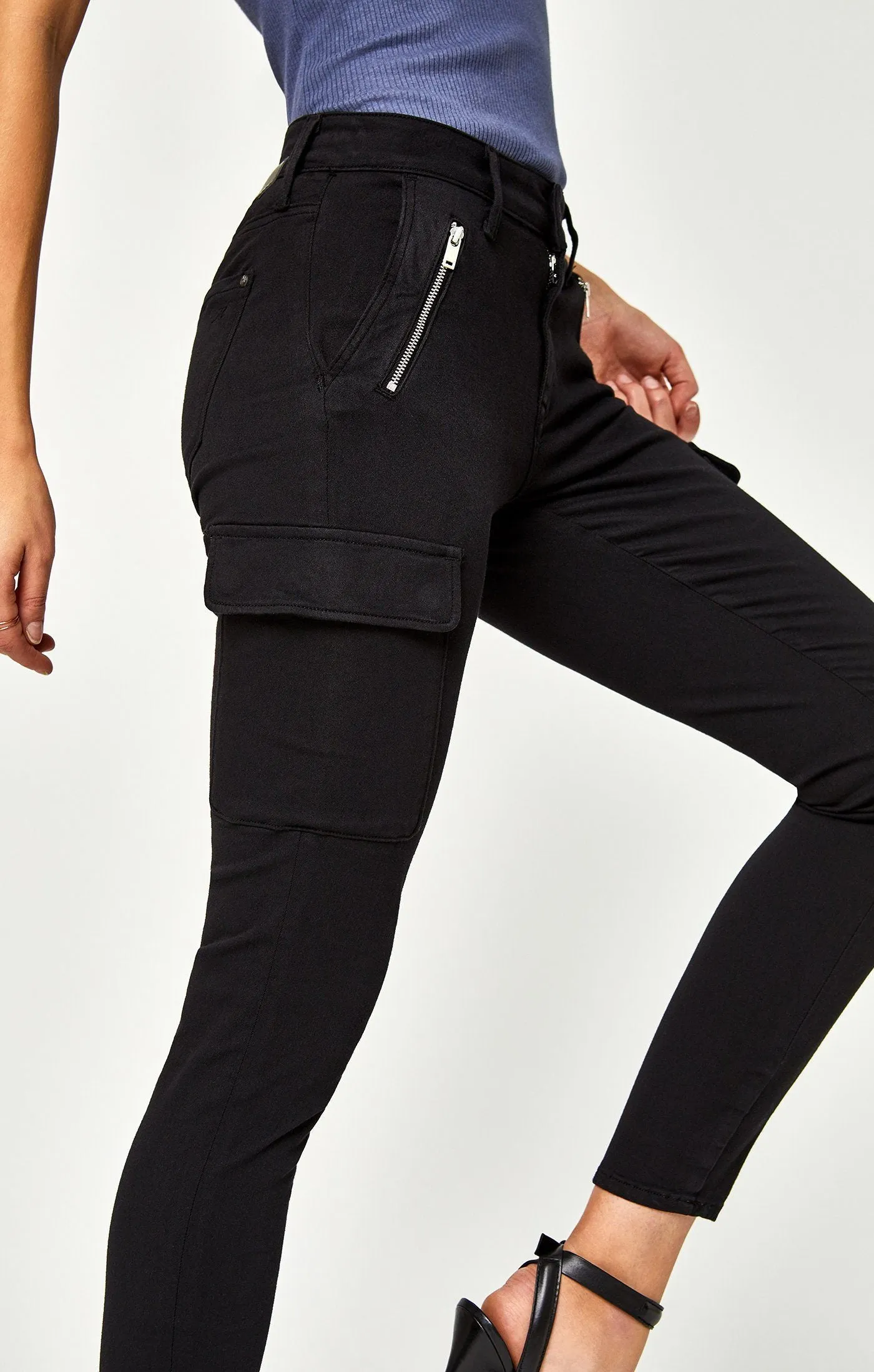 JULIETTE SKINNY CARGO IN BLACK TWILL