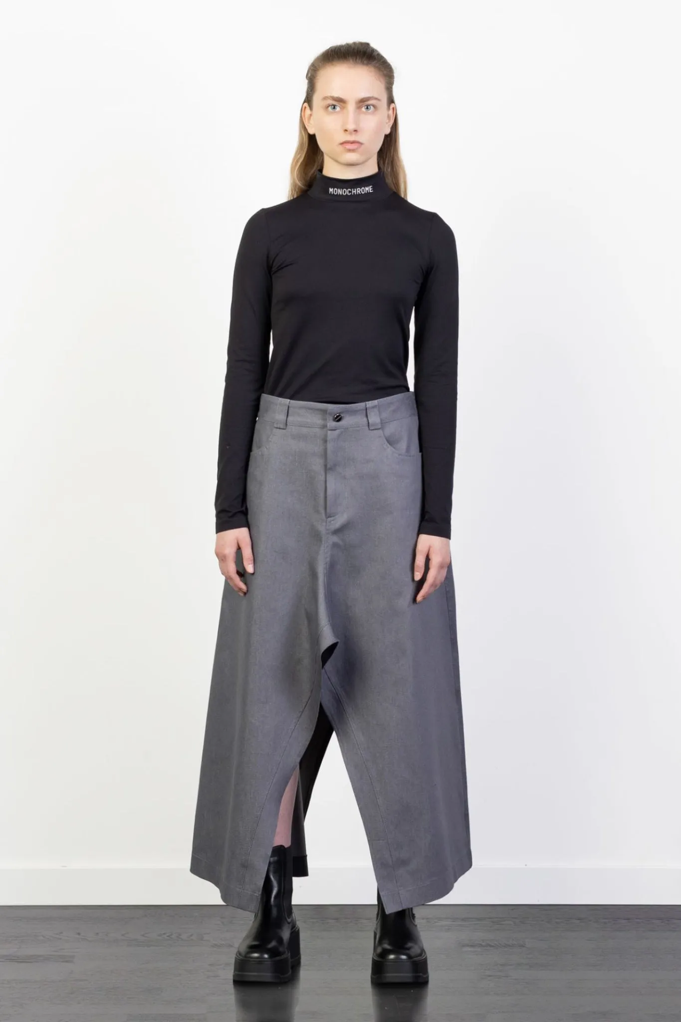 Line Gusset Denim Skirt