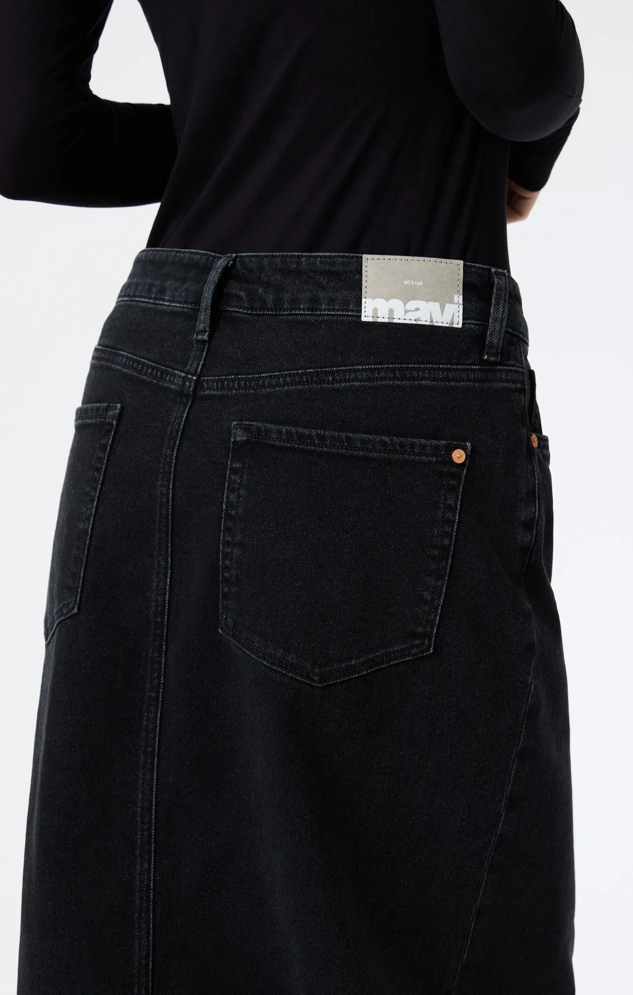 MILENA DENIM SKIRT IN DARK SMOKE DENIM