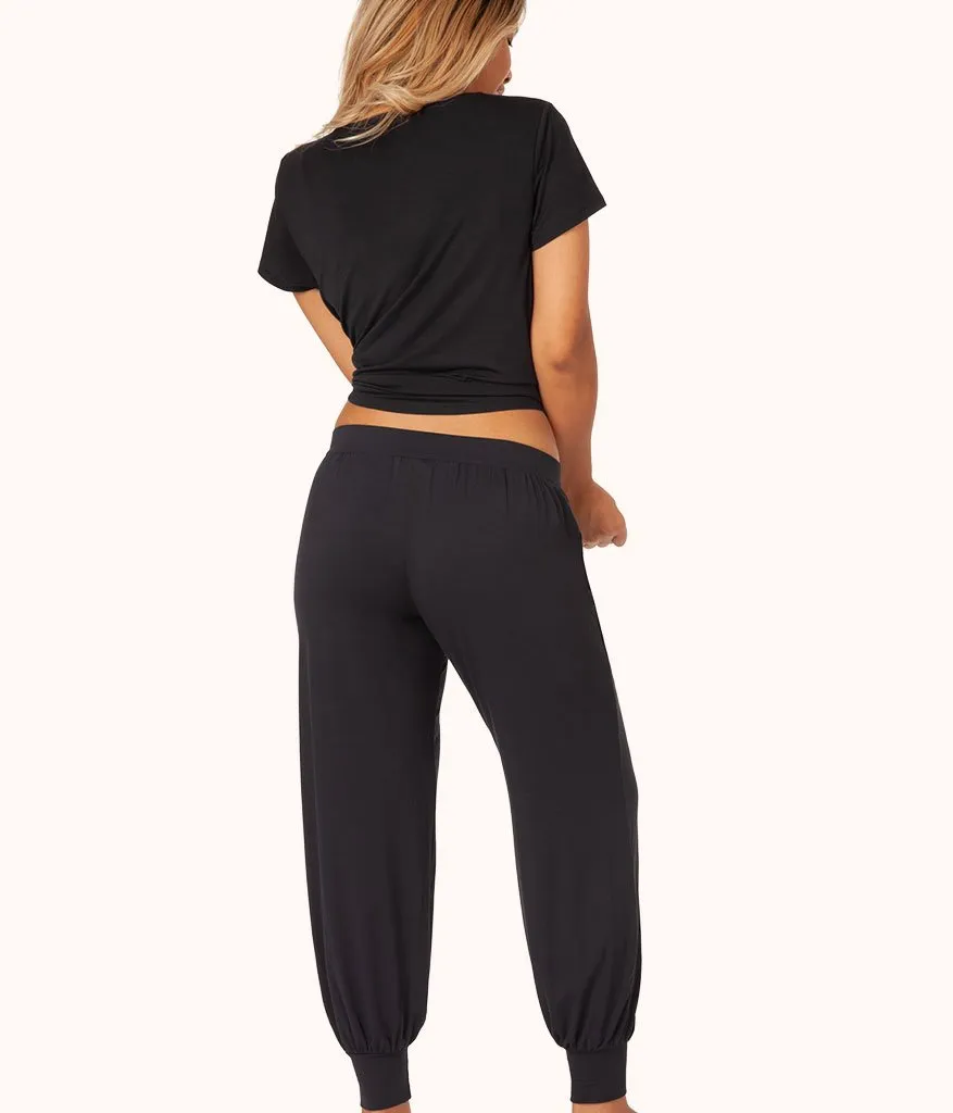 The All-Day Jogger: Jet Black